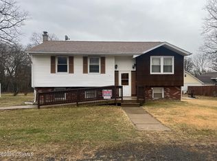 822 Wilburton Rd, Wilburton, PA 17888