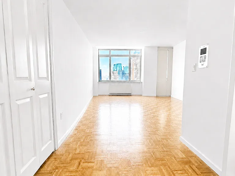 350 W 43rd St #34G — Photo 6