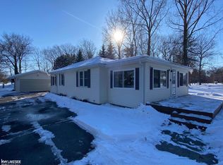 7921 Bay Dr, Pigeon, MI 48755