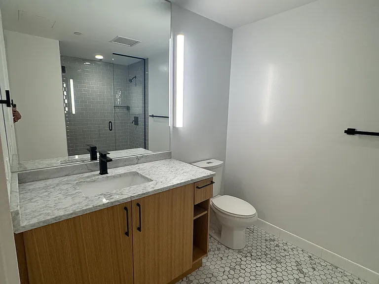 87 Gardner St — Photo 39