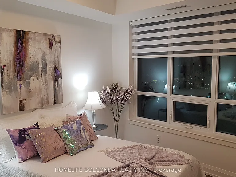 7171 Yonge St #1508 — Photo 21