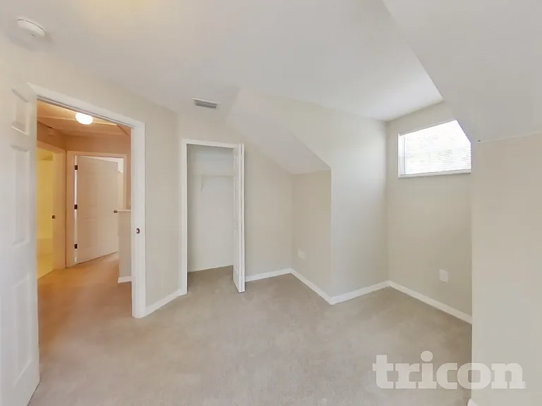 6739 Summer Haven Dr — Photo 16