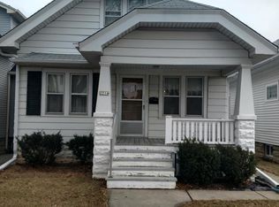 2214 S 71st St, West Allis, WI