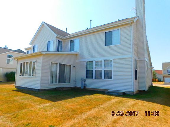 2nd image of 1421 Sweetbay Ln