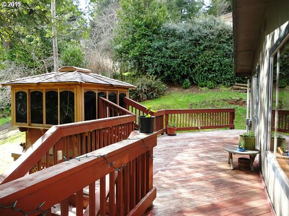 4th image of 93521 Sunnyvale Ln