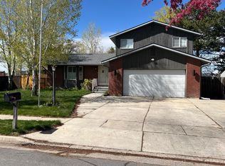 2163 E Borg Dr, Sandy, UT 84092