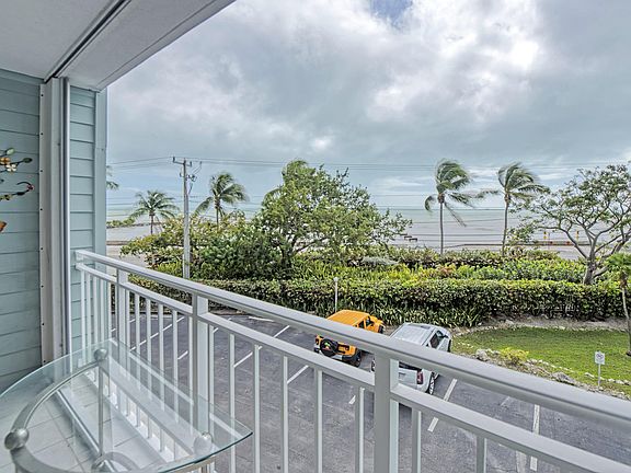 5th image of 1901 S Roosevelt Blvd APT 202S