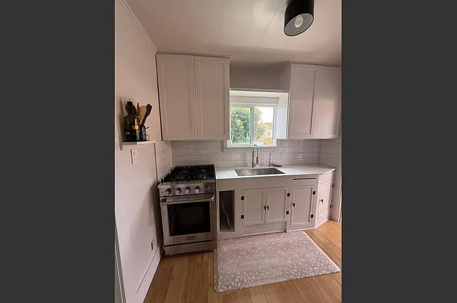 605 Genter St — Photo 5
