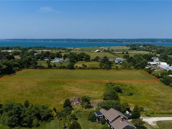 250 Peckham Rd, Little Compton, RI 02837