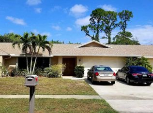 12444 Old Country Rd N, Wellington, FL 33414