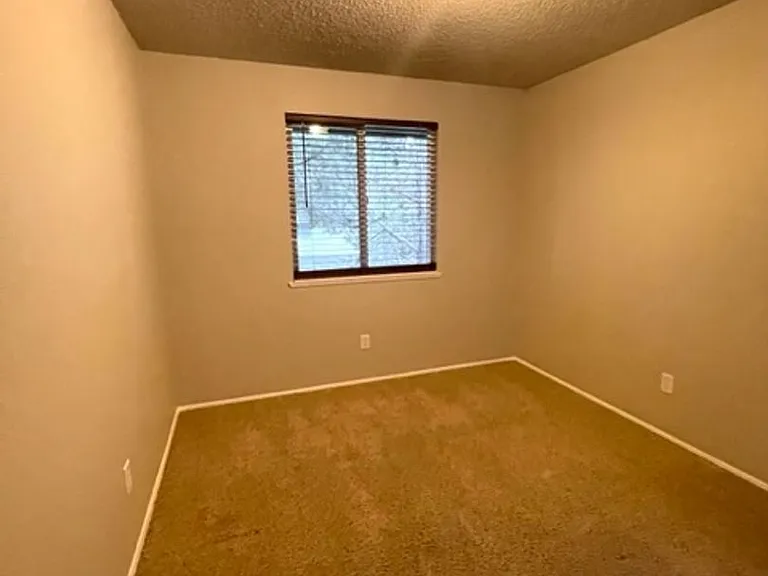 McKinley SE 4-Plex - 000SE-MCKI-00 — Photo 6