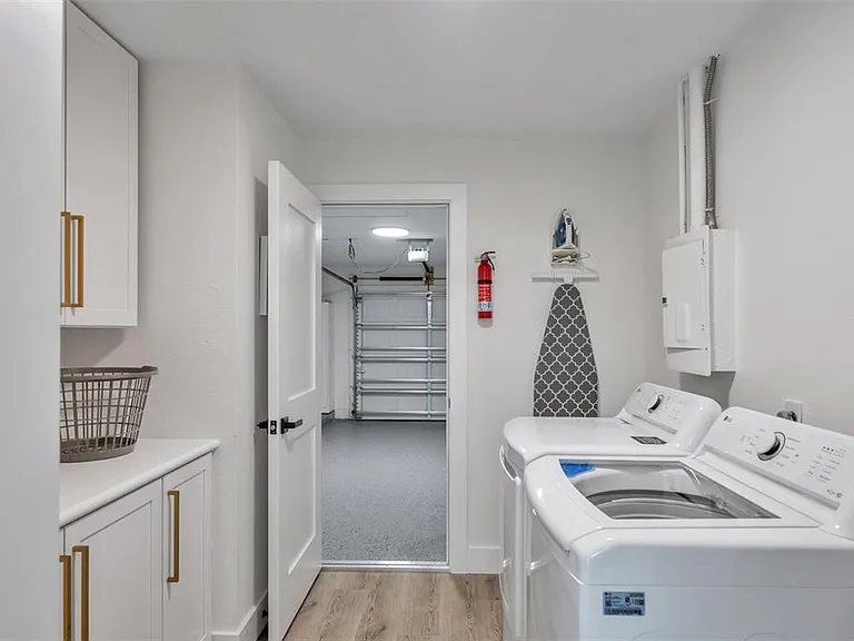 2310 Mary Sue St — Photo 20