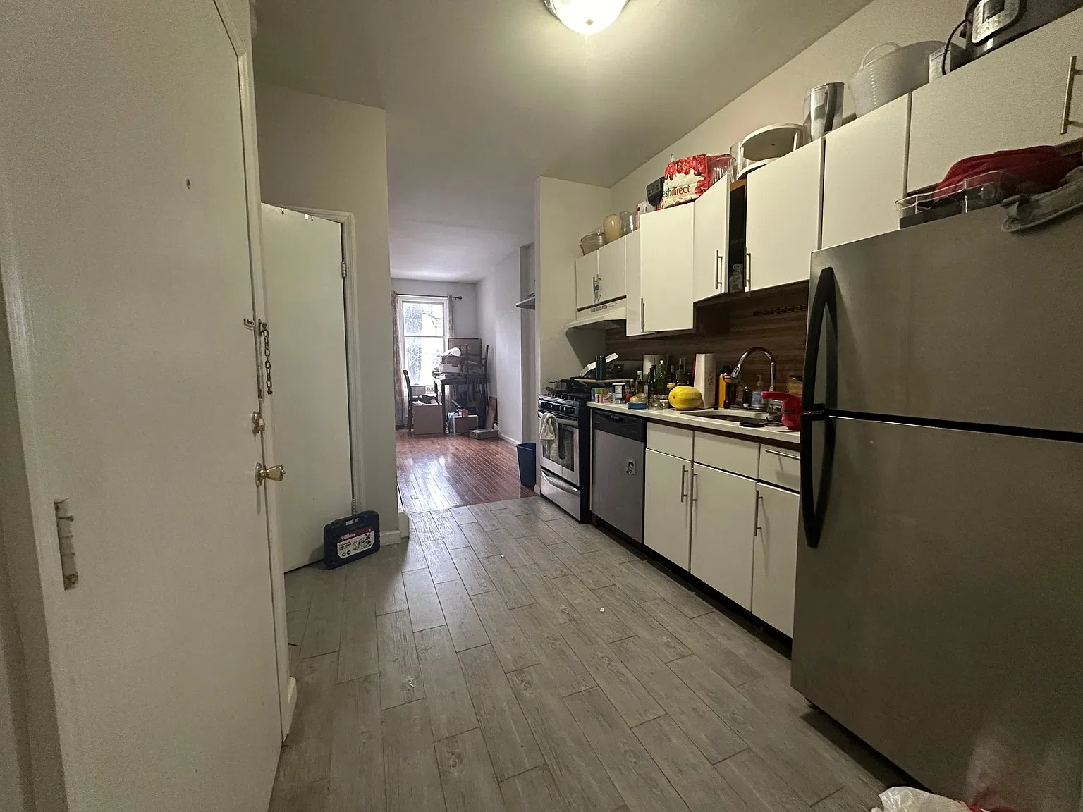 323 Willow Ave — Photo 4