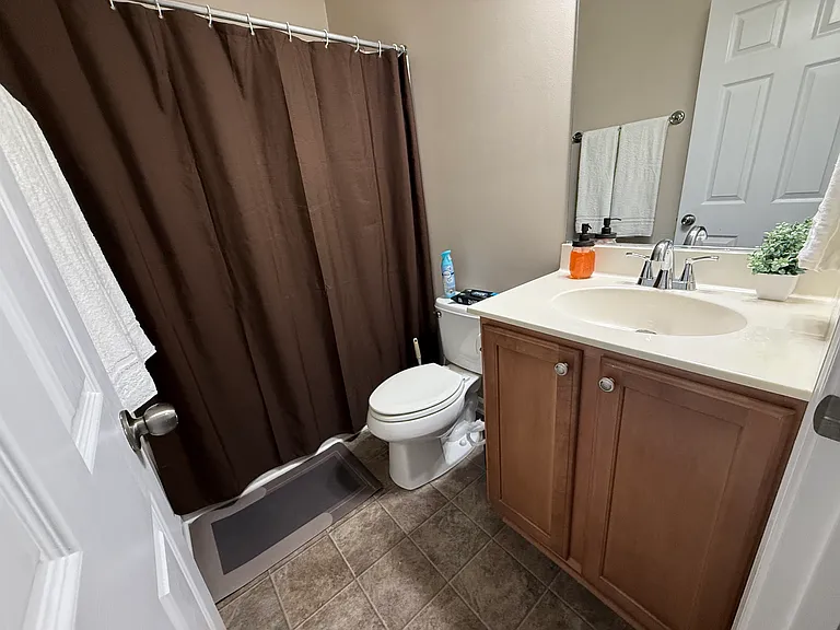 2446 Thoreau St — Photo 6