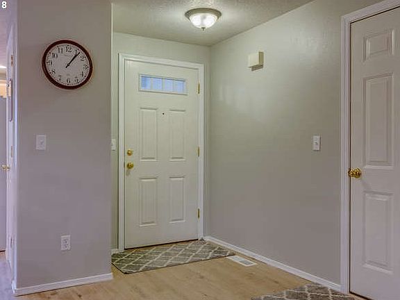 5th image of 1204 NW 148th Cir