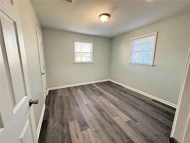 4722 Shalimar Dr — Photo 9