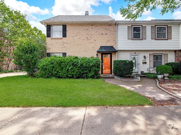 601 Saint Charles Dr, Arlington, TX 76013