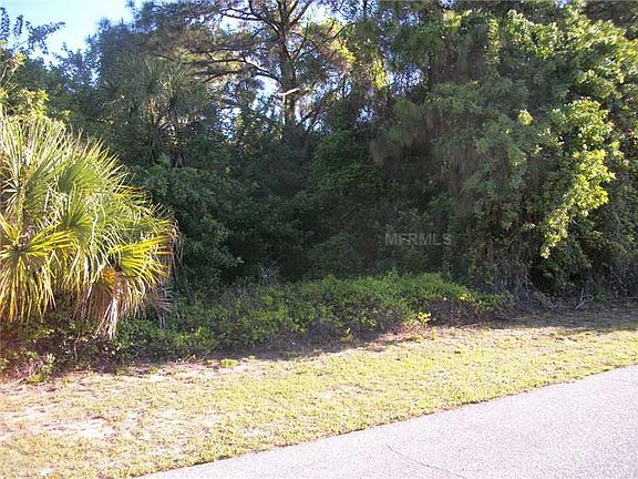 5th image of 15106 Community Ave