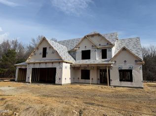 Marshfield B - 3 Car, Selma, NC 27576