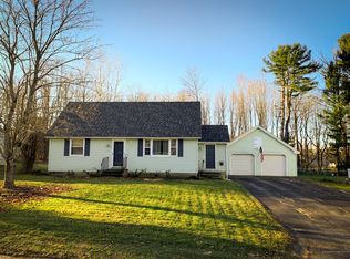 57 Edgewood Dr, Brewer, ME 04412
