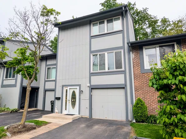 493 Shadow Lake Bay, Roselle, IL 60172