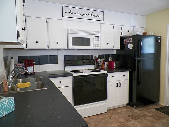 3rd image of 133 Woodbrook Pkwy #133