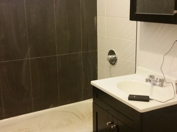2nd image of 2110 Westbury Ct APT 3R