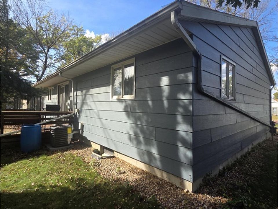 2nd image of 1512 5th Ave
