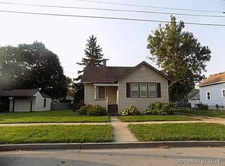 665 Algona Ave, Elgin, IL 60120