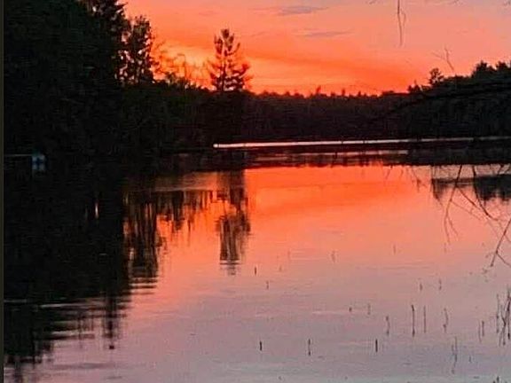 2nd image of 124 Dead Stream Road