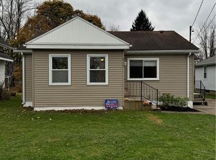213 N Gravel Rd, Medina, NY 14103