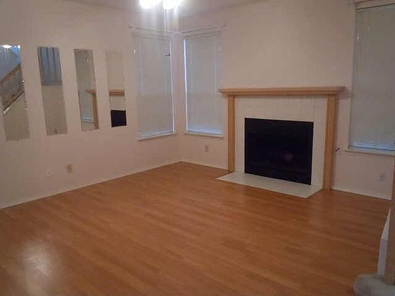 3rd image of 7708 Meadowlark Dr