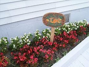 1st image of 1749 Orchid Dr