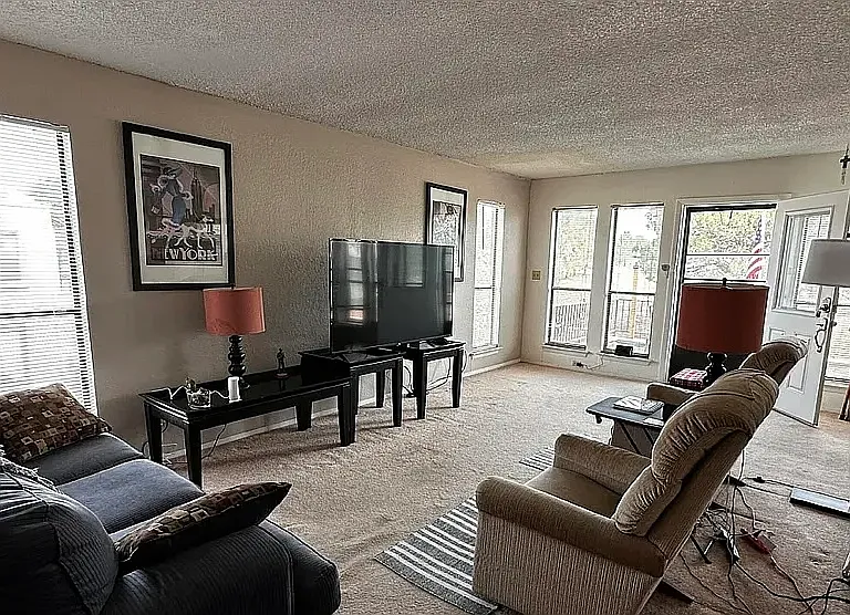 1605 Common Dr #D — Photo 1
