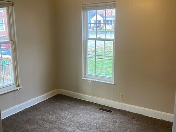 5th image of 211 11th St #1