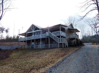 366 W Pinewood Dr, Dahlonega, GA 30533