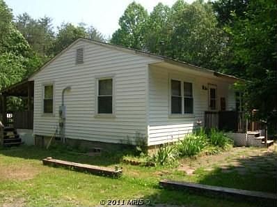 2nd image of 997 Peach Grove Rd