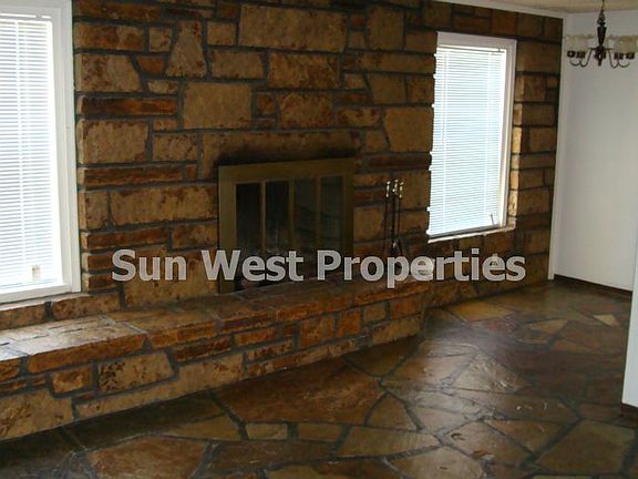 3rd image of 837 Nm Highway 516 APT 1