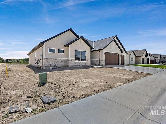 3rd image of 2328 Cattail Dr