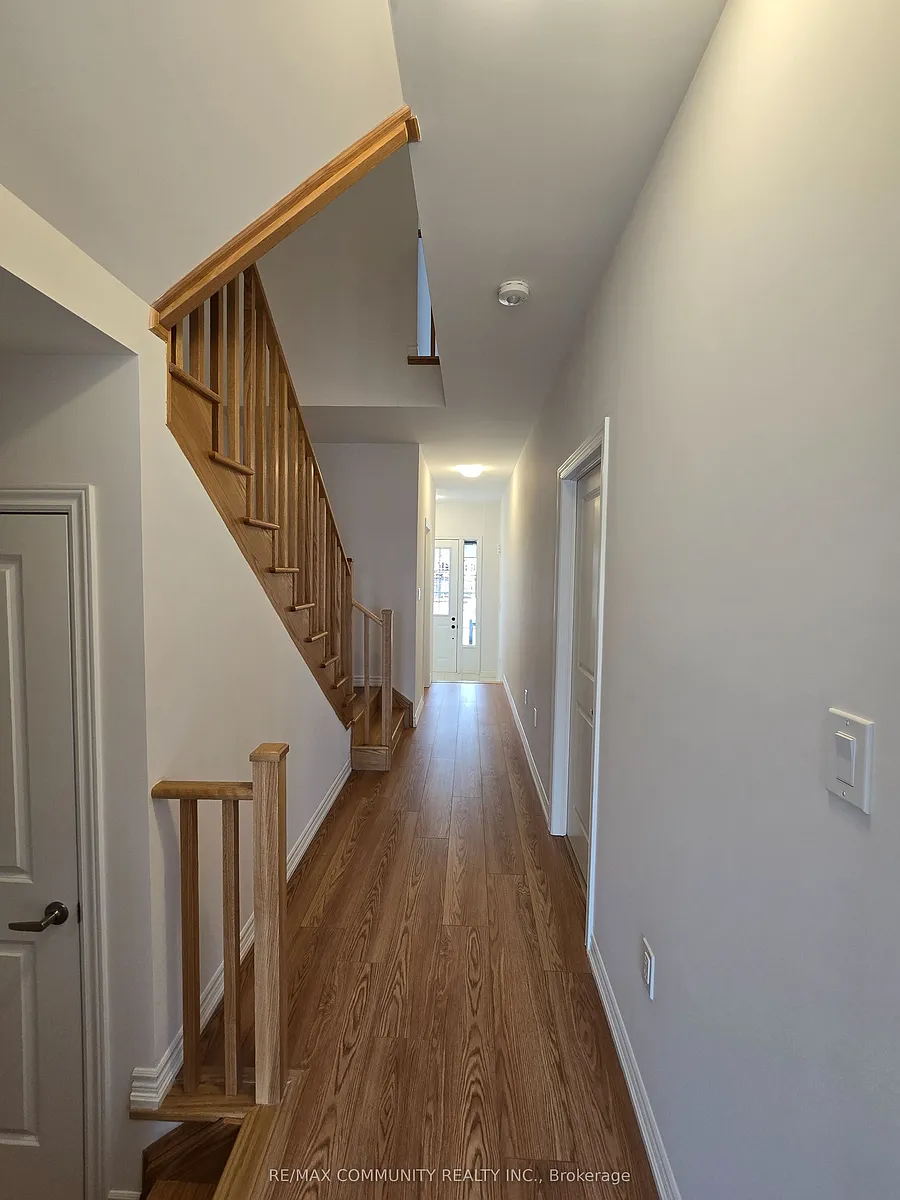 Building Photo - 751 Carpenter Trl