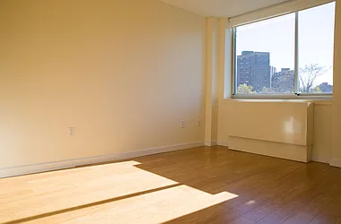 Rented by Kahen Properties