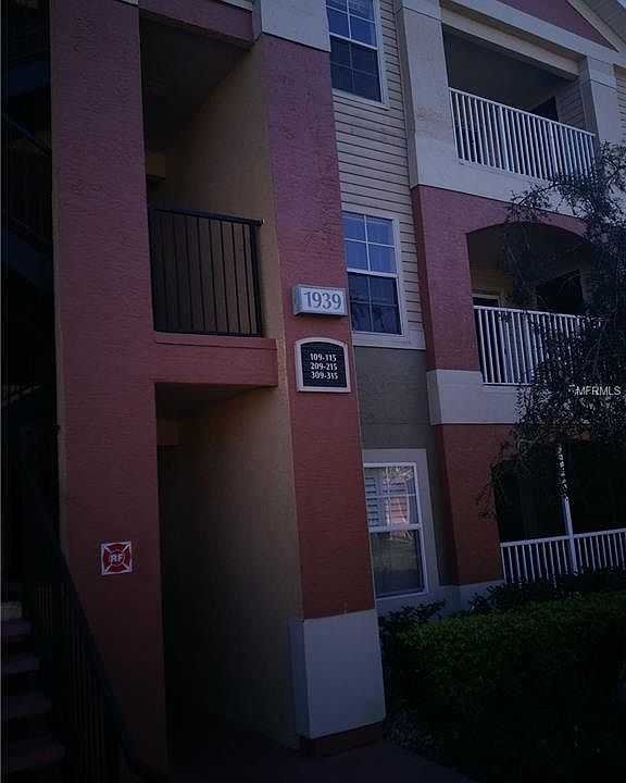 1st image of 1939 Summer Club Dr APT 313