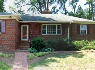 5811 W Club Ln, Richmond, VA 23226