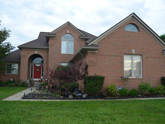 2nd image of 47141 W Wayford Dr