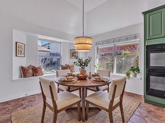 4th image of 4533 Summerbrook Cir