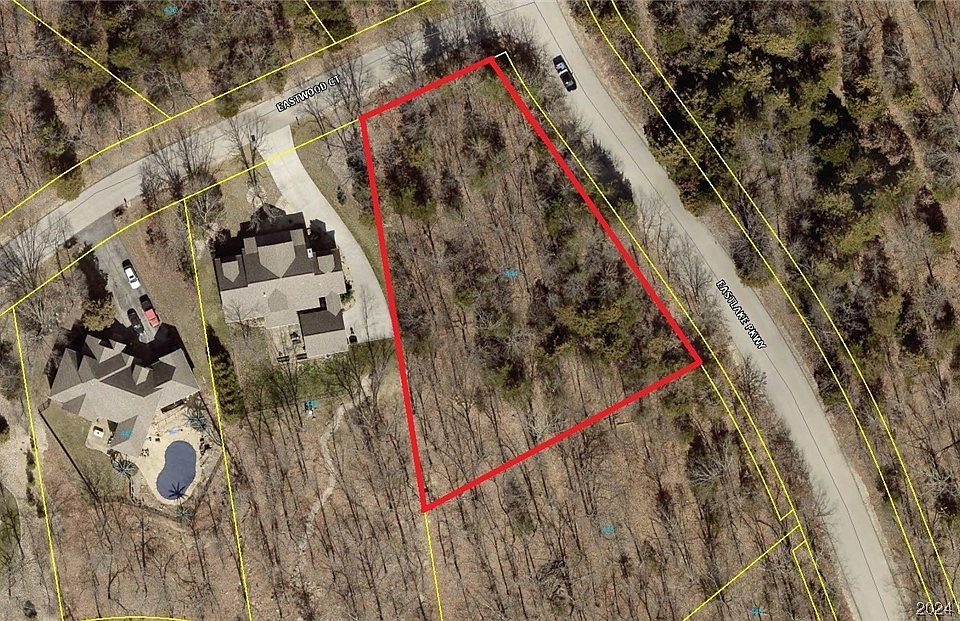 1st image of 444 Eastwood Ct