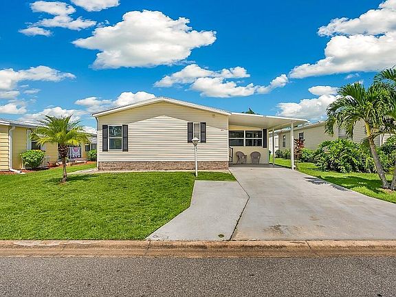 2nd image of 332 Avocado Drive
