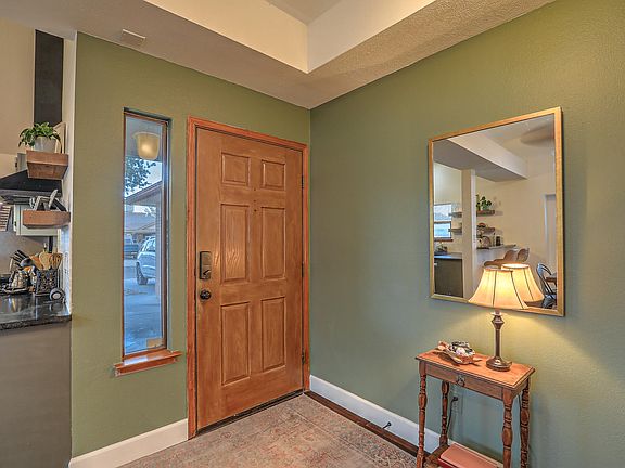 4th image of 4612 Thistle Ave NW