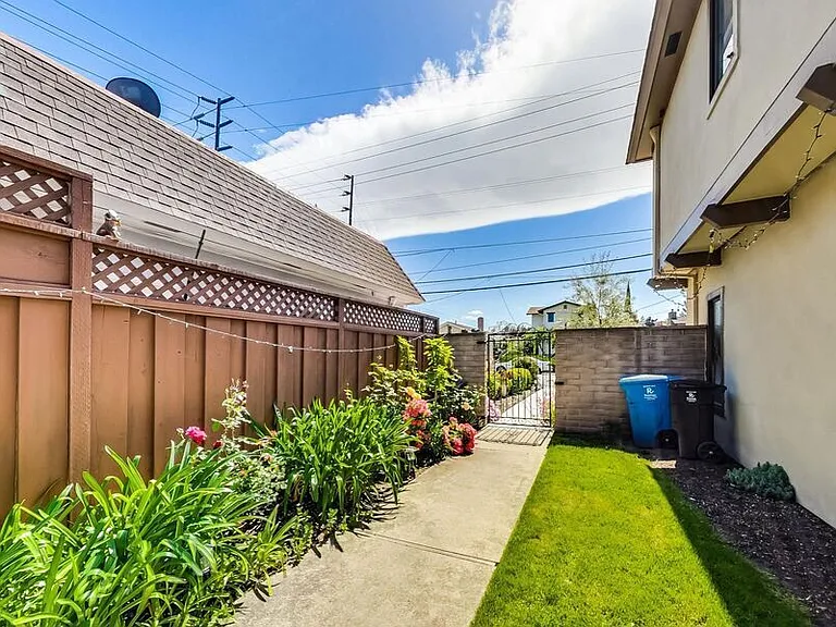 1709 Valota Rd — Photo 31