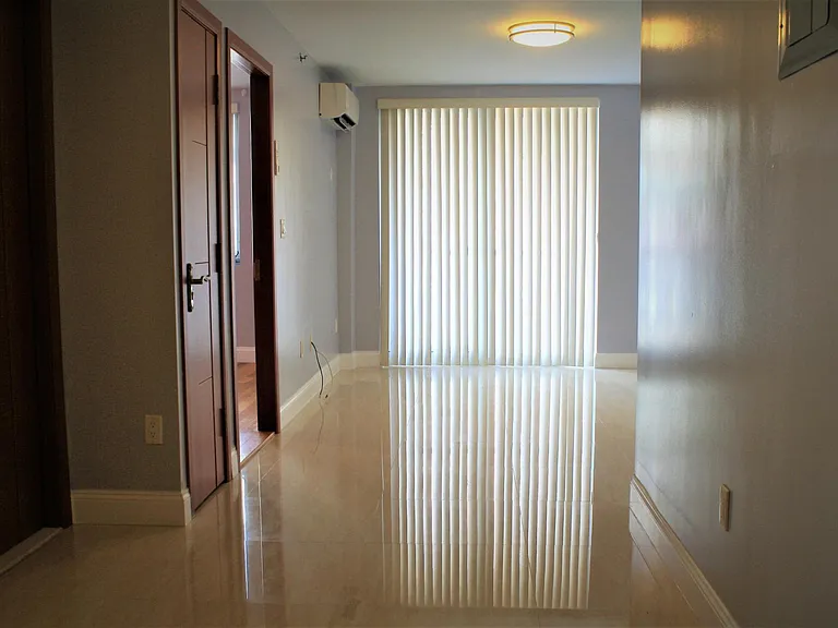 13215 41st Ave #4C — Photo 6